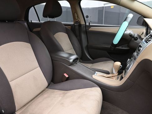 Used 2012 Chevrolet Malibu LS image 24