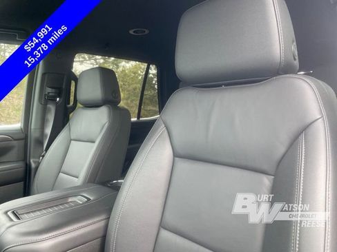 Used 2024 Chevrolet Tahoe LT w/ Luxury Package image 12