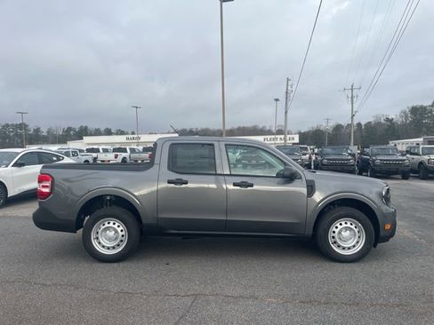 New 2026 Ford Maverick XL image 3