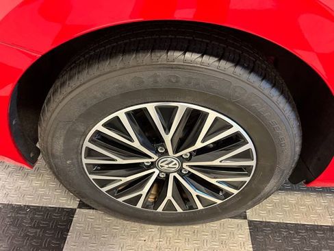 Certified 2020 Volkswagen Jetta SE w/ SE Cold Weather Package image 14