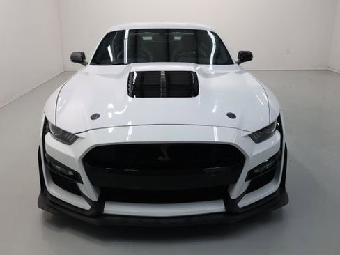 Used 2022 Ford Mustang Shelby GT500 w/ Carbon Fiber Track Pack RWD image 57