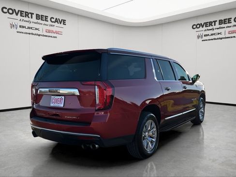 Used 2021 GMC Yukon XL Denali image 9