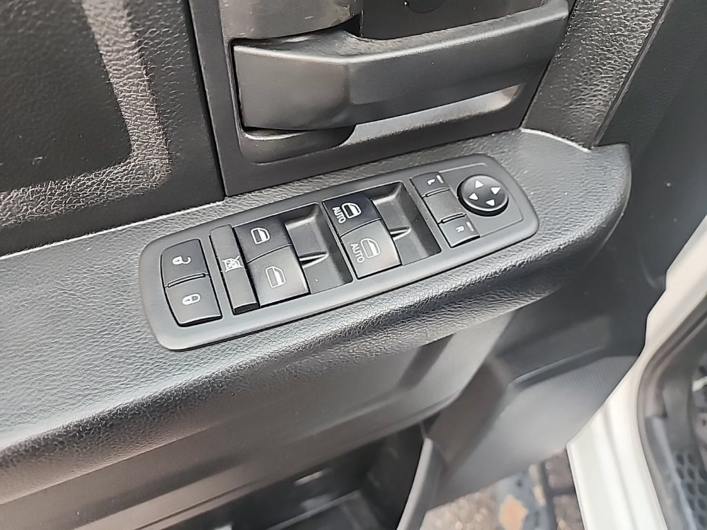 Used 2018 RAM 1500 Tradesman w/ Popular Equipment Group AWD/4WD image 9
