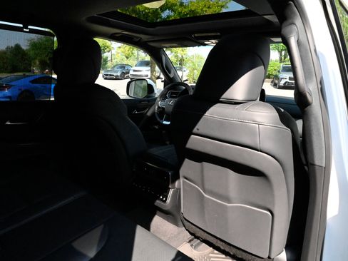 Used 2025 Lexus LX 600 4WD w/ Accessory Package (2T) image 51
