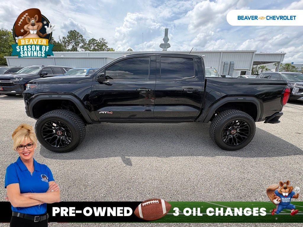 Used 2024 GMC Canyon AT4 w/ Technology Package AWD/4WD image 4
