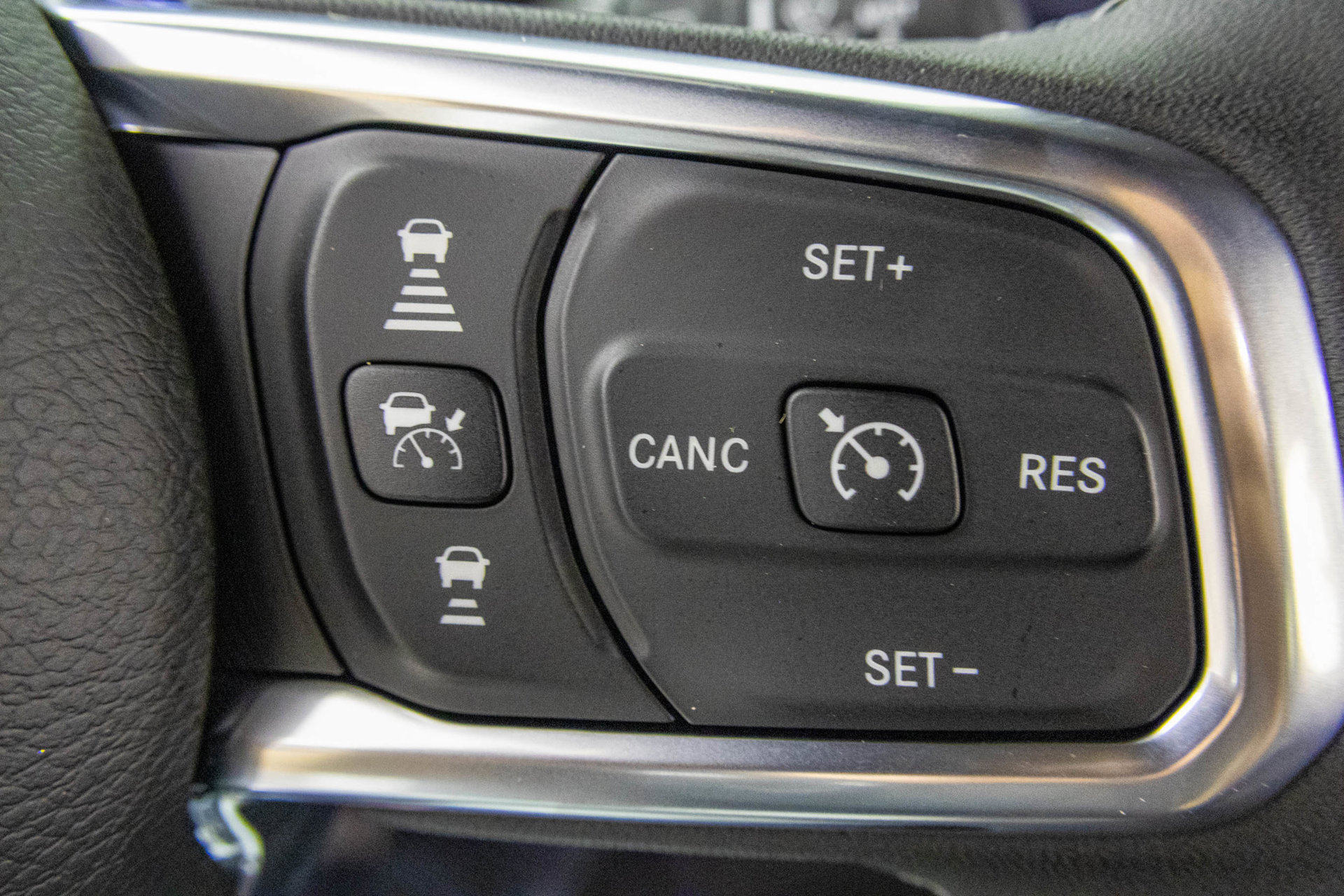 New 2027 Jeep Wrangler Unlimited Sahara AWD/4WD image 30