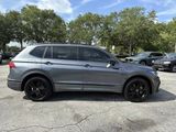 Used 2024 Volkswagen Tiguan SE R-Line image 2