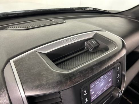 Used 2022 RAM 1500 Big Horn AWD/4WD image 35