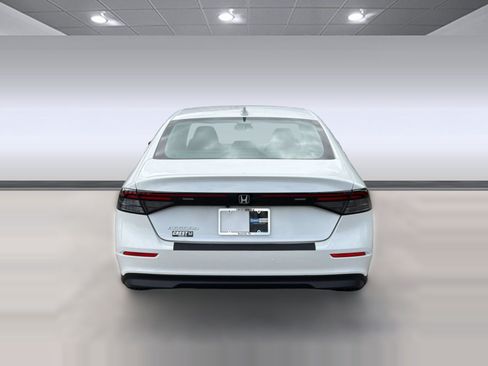 Used 2024 Honda Accord EX image 10
