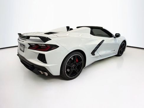 Used 2023 Chevrolet Corvette Stingray Premium Conv w/ Z51 Performance Package image 7