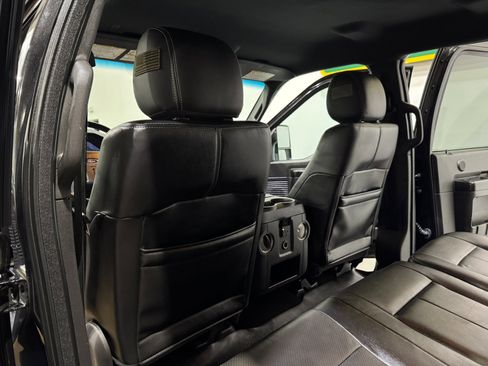 Used 2015 Ford F250 Lariat w/ Lariat Interior Package image 15