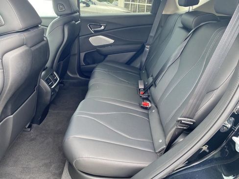 Certified 2023 Acura RDX FWD w/ Technology Package image 11