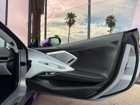 Used 2022 Chevrolet Corvette Stingray Premium Cpe w/ Z51 Performance Package RWD image 32