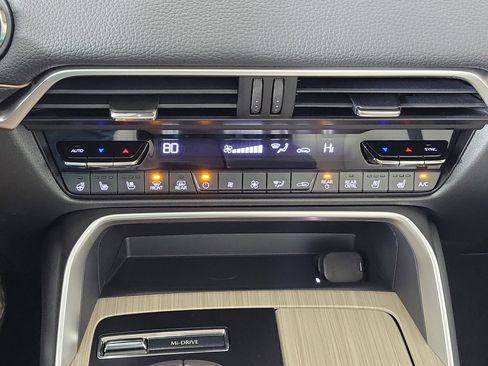 New 2026 MAZDA CX-90 Plug-In Hybrid w/Premium Sport image 23