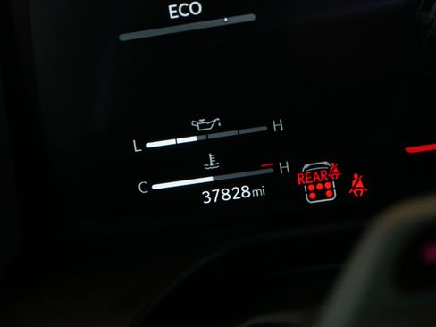 Used 2024 Lexus GX 550 w/ Cold Area Package AWD/4WD image 32