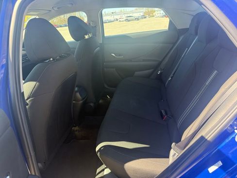 Used 2021 Hyundai Elantra SEL FWD image 32