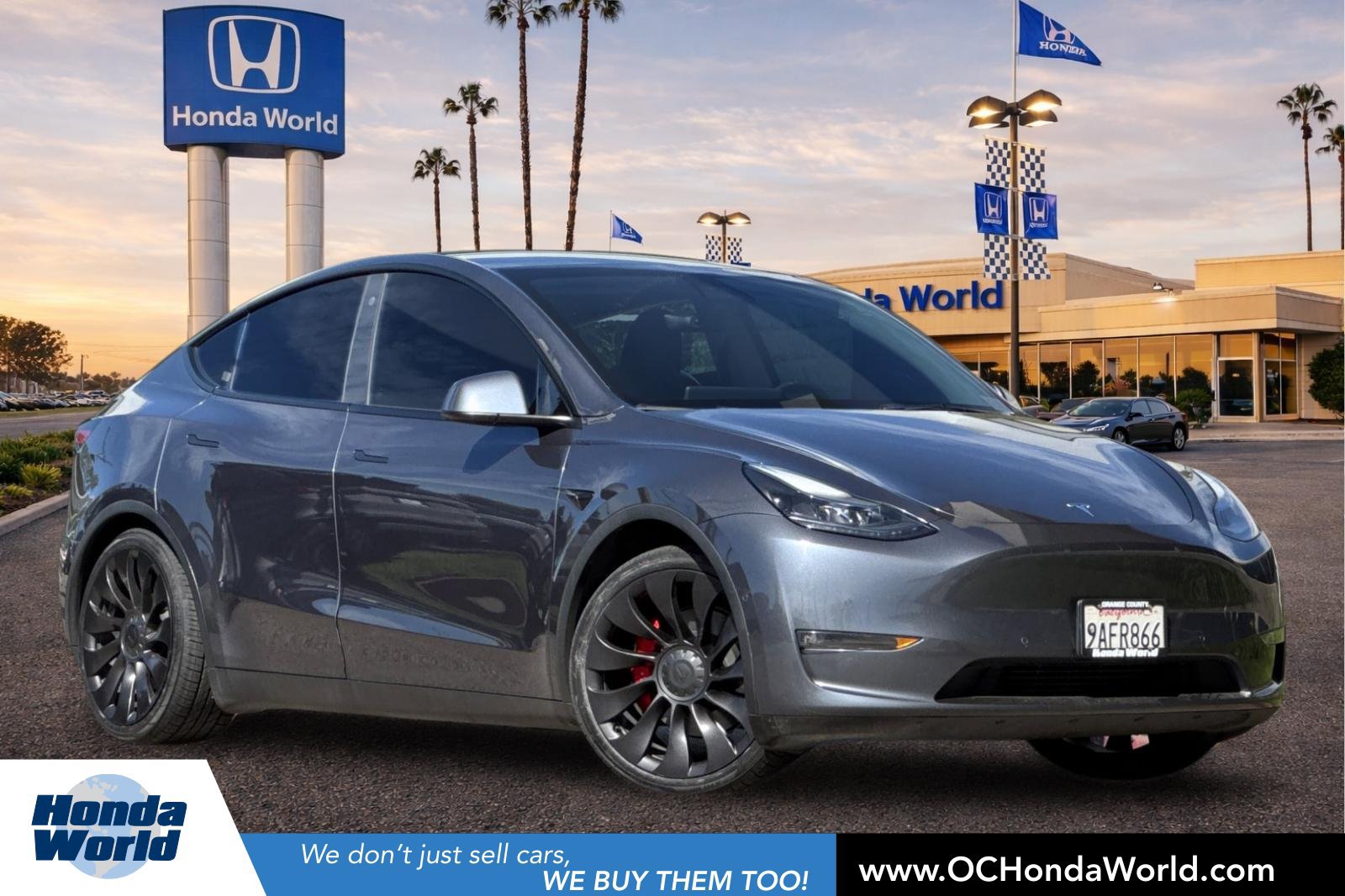 Used 2022 Tesla Model Y Performance AWD/4WD image 1