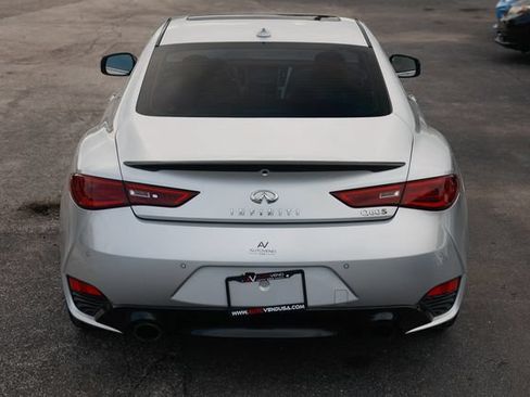 Used 2018 INFINITI Q60 Red Sport 400 w/ Pro Active Package RWD image 12