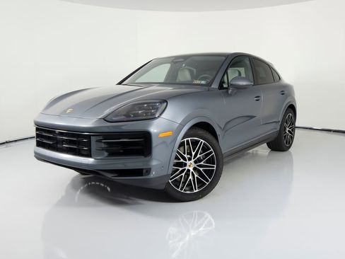 New 2026 Porsche Cayenne Coupe AWD/4WD image 1
