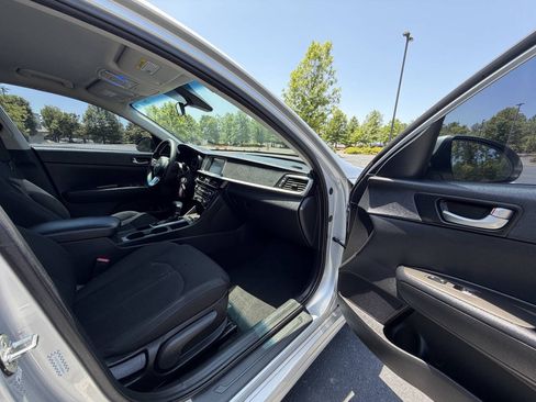 Used 2019 Kia Optima LX FWD image 17