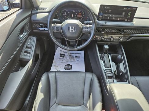 Used 2023 Honda Accord EX-L image 11