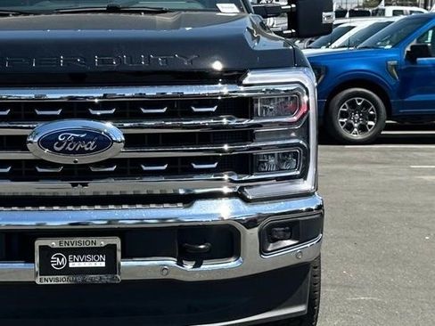 New 2025 Ford F350 Lariat w/ Black Appearance Package AWD/4WD image 5