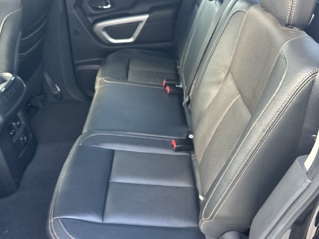 Used 2018 Nissan Titan SL w/ Chrome Package RWD image 17