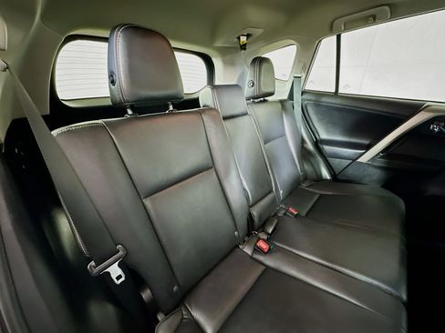 Used 2014 Toyota RAV4 Limited w/ Technology Package FWD image 27