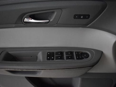Used 2017 GMC Acadia Limited SLT FWD image 20