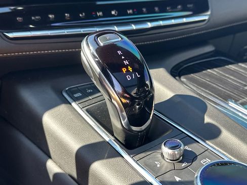 Used 2024 Cadillac Escalade Sport w/ Touring Package image 32