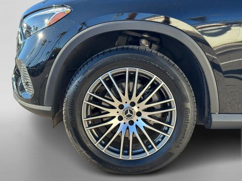 Certified 2025 Mercedes-Benz GLC 300 image 10