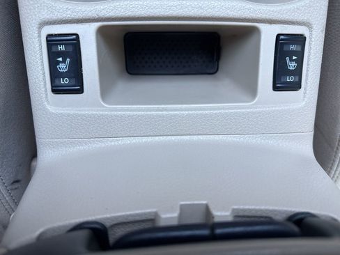 Used 2015 Nissan Rogue SV w/ SV Premium Package image 20