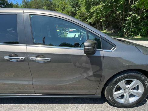 Used 2018 Honda Odyssey EX-L image 11