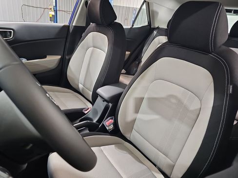 New 2026 Hyundai Venue SEL image 14