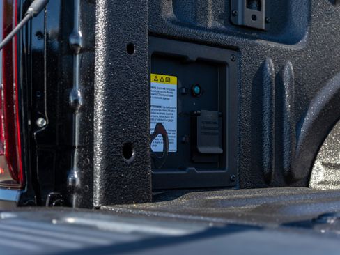 New 2025 Ford F150 Raptor image 40