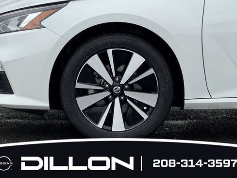 Used 2022 Nissan Altima 2.5 SV AWD/4WD image 25