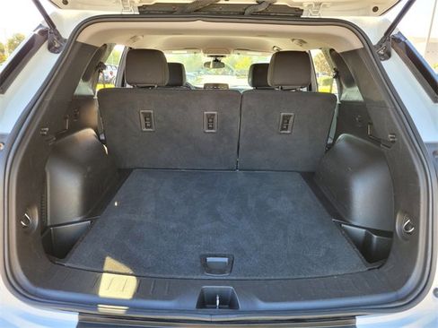 Used 2023 Chevrolet Blazer LT image 14