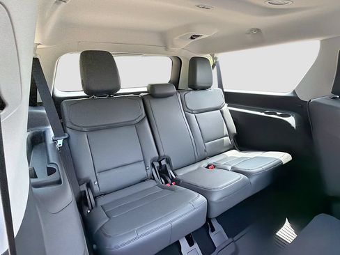 New 2026 Ford Expedition Max Active AWD/4WD image 30