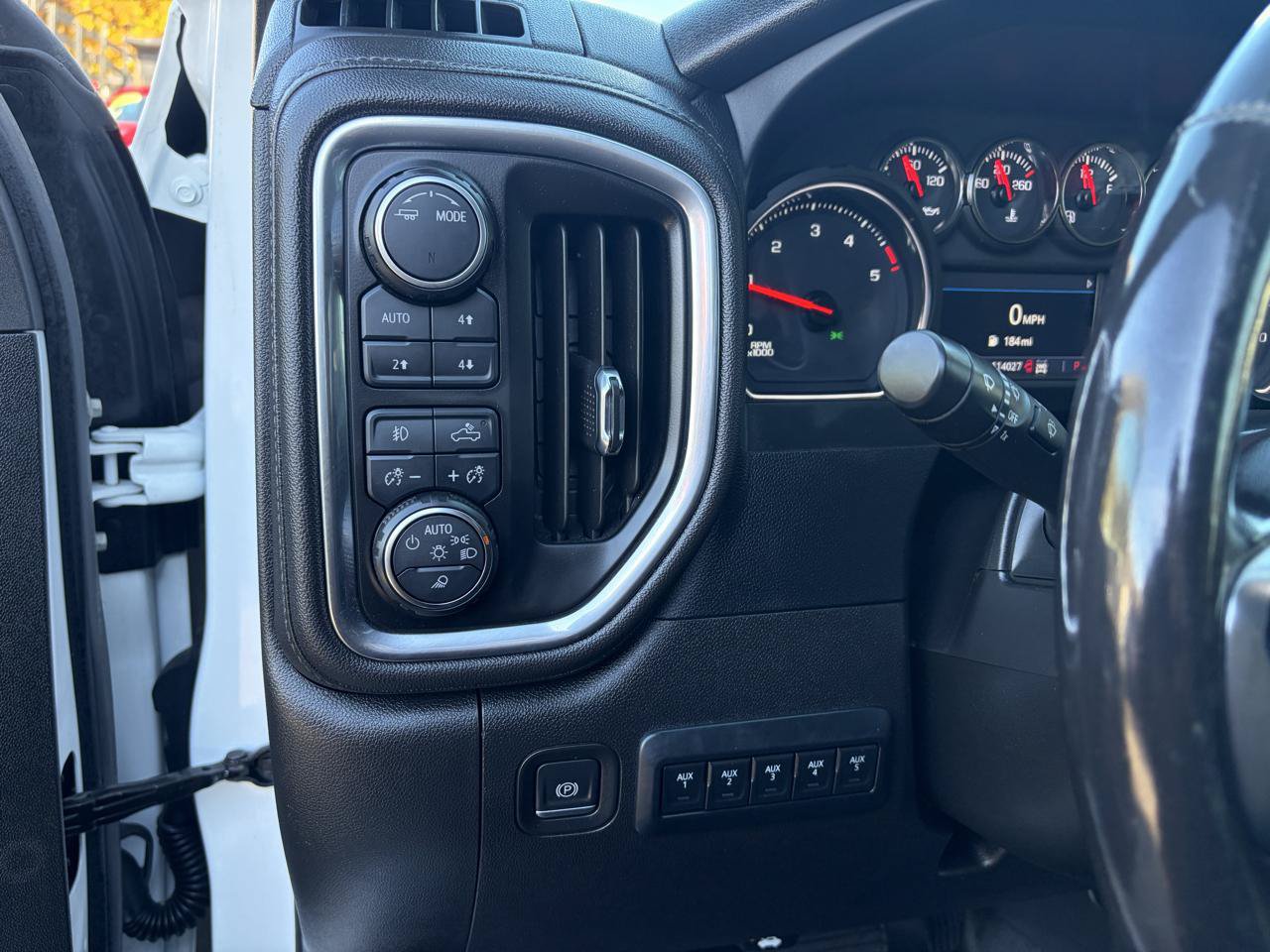 Used 2022 Chevrolet Silverado 3500 LT w/ Convenience Package AWD/4WD image 23