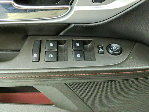 Used 2014 GMC Terrain SLT w/ Safety Package AWD/4WD image 19