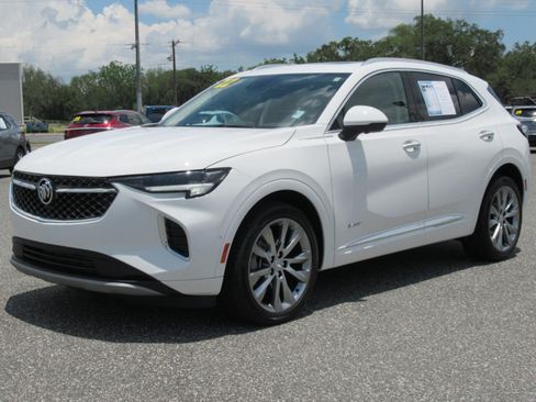 Used 2022 Buick Envision Avenir w/ Technology Package II FWD image 3