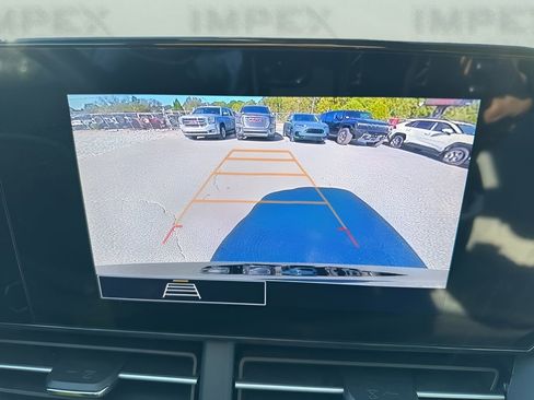 Used 2024 Chevrolet Trax RS w/ Driver Confidence Package image 18