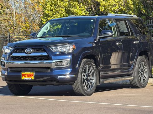 Used 2018 Toyota 4Runner Limited image 8