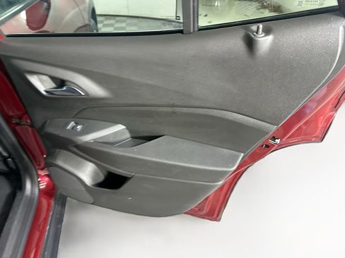 Used 2024 Chevrolet Trax LT image 28