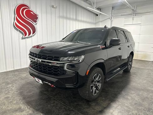 Used 2021 Chevrolet Tahoe Z71 w/ Z71 Signature Package AWD/4WD image 1