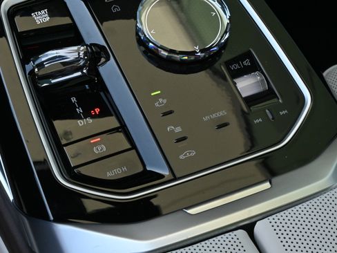 New 2026 BMW 760i xDrive AWD/4WD image 20