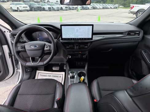 Used 2024 Ford Escape ST-Line w/ Tech Pack #1 AWD/4WD image 17
