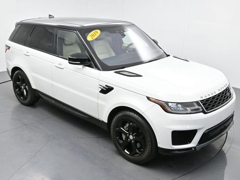 Used 2019 Land Rover Range Rover Sport HSE image 31