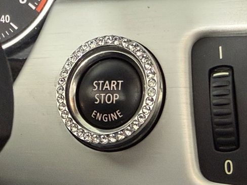 Used 2008 BMW 335i Convertible w/ Premium Pkg image 27