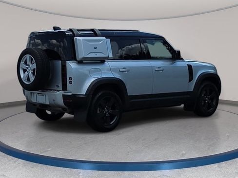 Used 2020 Land Rover Defender 110 First Edition AWD/4WD image 5